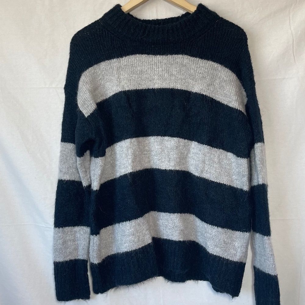 Magaschoni Striped Oversized Crew Neck Cardigan Sweater Sz M